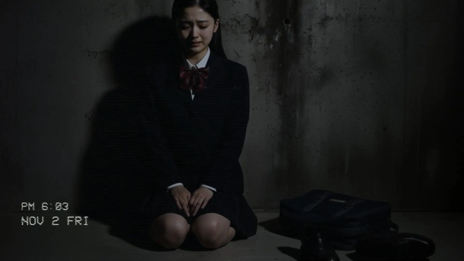 万引き女子校生のお仕置き謝罪動画 13 画像2